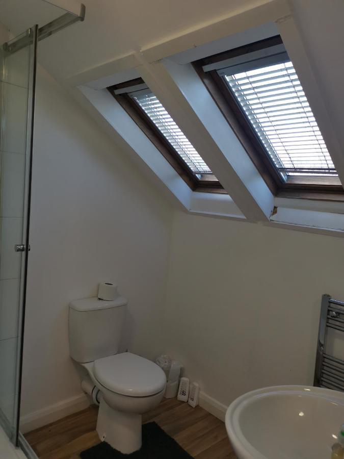 Unique Studio III With Free Wifi Maidstone Exterior photo
